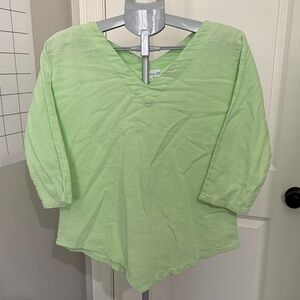 Lulu-B Light Green V-Neck Blouse